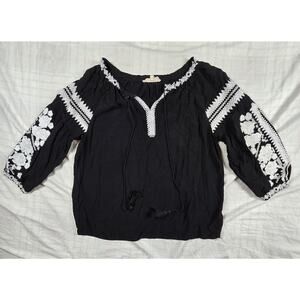 Solitaire Womens Embroidered Boho Peasant Blouse Top Black and White M
